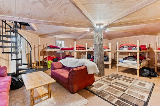 GNPG powder house yurt interior