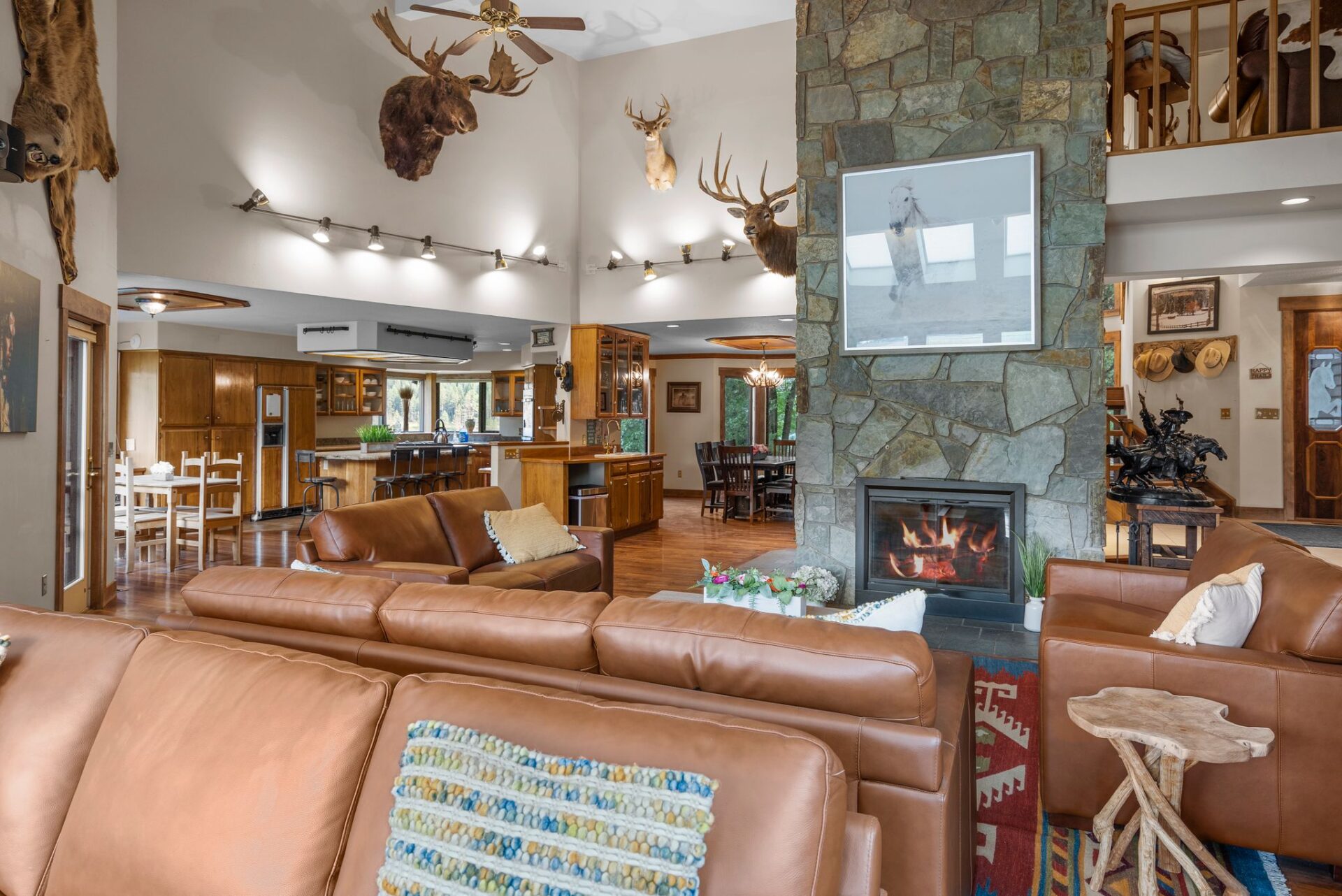 Bar W Ranch living room amenities